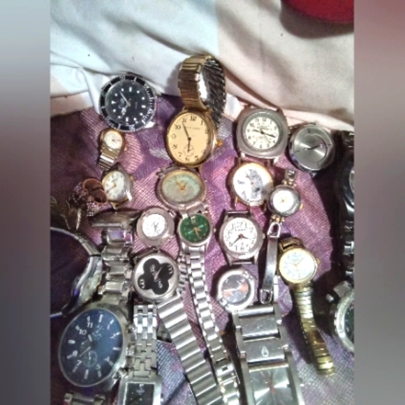 Watch lot - Picture 1 of 1